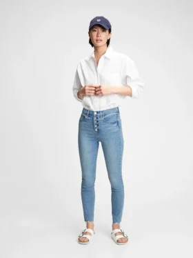 Högmidjade, riktigt smala jeans med dolda, utjämnande fickor