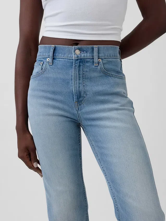 Högmidjade, slanka raka Jeans med tvinnade sömmar i 90-talsstil