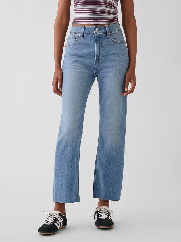 Högmidjade, smala, raka cropped-Jeans i 90-talsstil