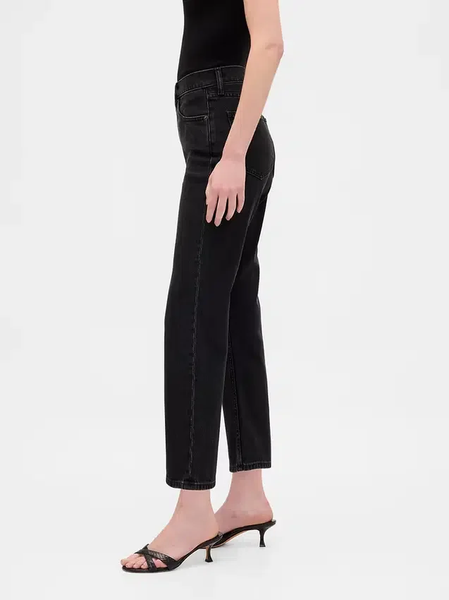 Högmidjade, smala, raka cropped-Jeans i 90-talsstil