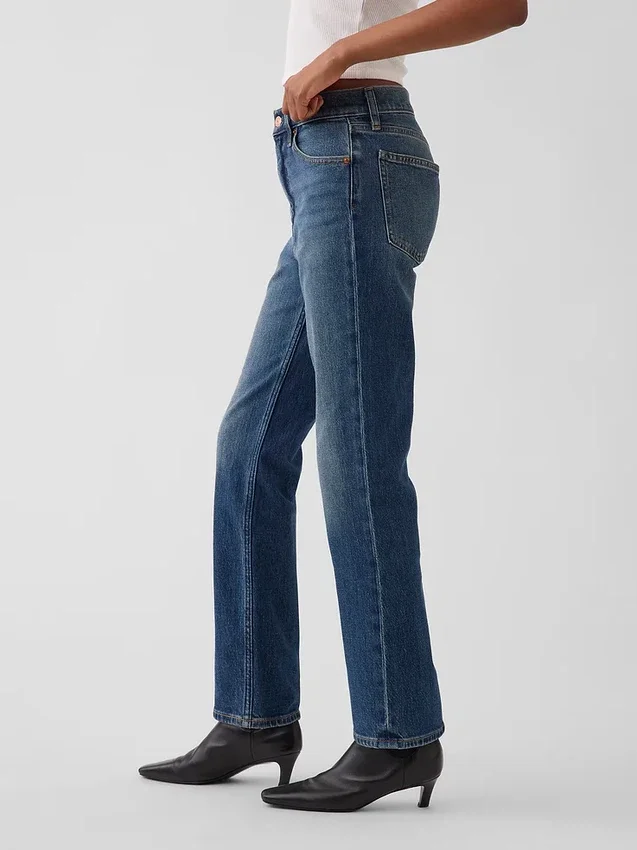 Högmidjade, smala, raka cropped-Jeans i 90-talsstil