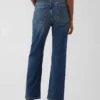 Högmidjade, smala, raka cropped-Jeans i 90-talsstil