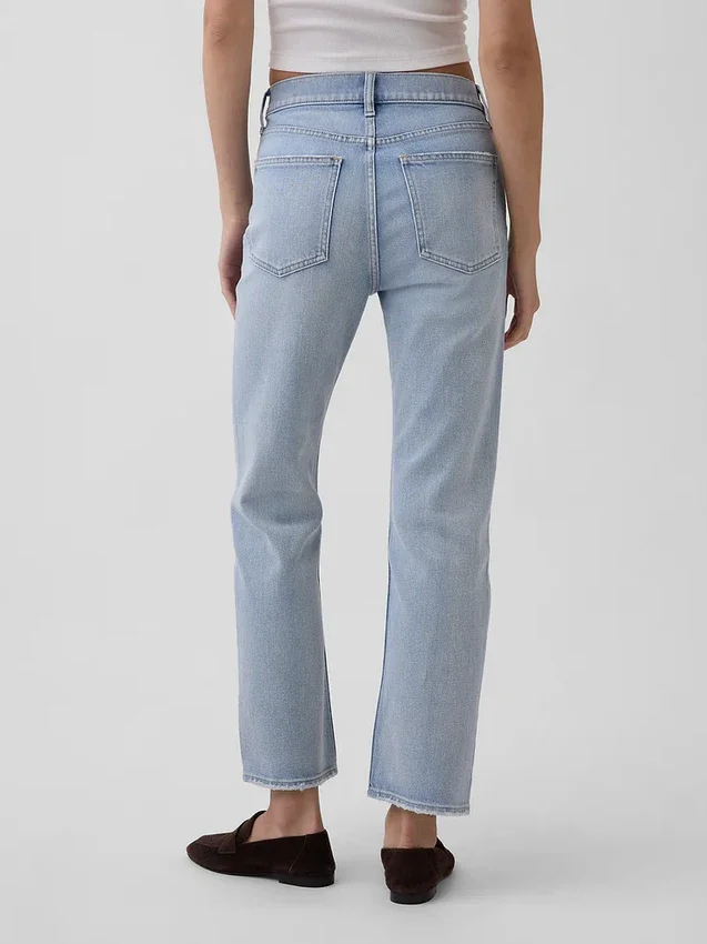 Högmidjade, smala, raka cropped-Jeans i 90-talsstil