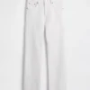 Högmidjade, smala, raka cropped-Jeans i 90-talsstil