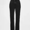 Högmidjade, smala, raka cropped-Jeans i 90-talsstil