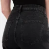 Högmidjade, smala, raka cropped-Jeans i 90-talsstil