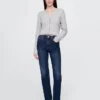 Högmidjade, smala raka Jeans i 90-talsstil