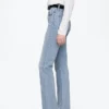 Högmidjade, smala raka Jeans i 90-talsstil