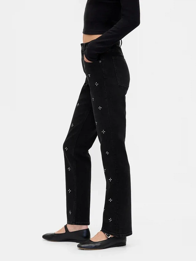 Högmidjade, smala raka Jeans i 90-talsstil