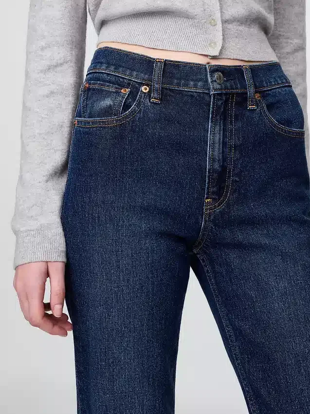 Högmidjade, smala raka Jeans i 90-talsstil