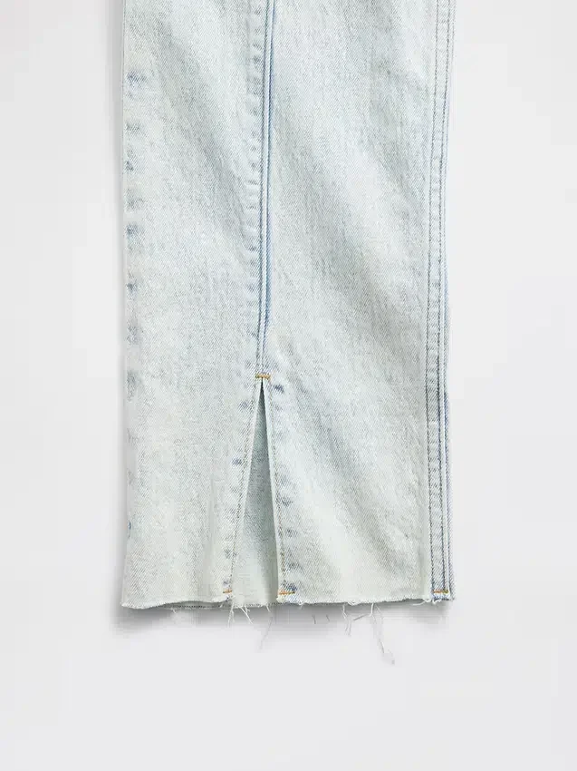 Högmidjade, smala raka Jeans i 90-talsstil