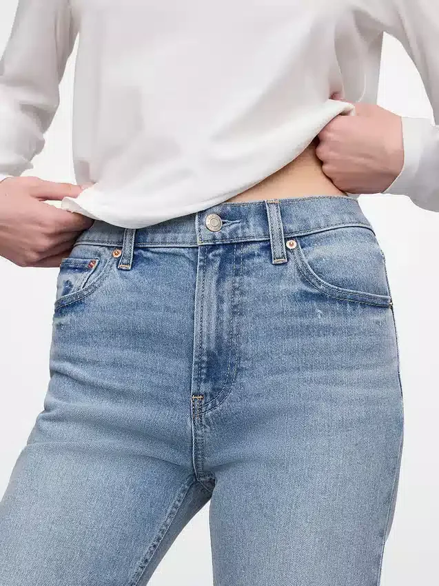 Högmidjade, smala raka Jeans i 90-talsstil