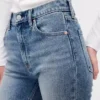 Högmidjade, smala raka Jeans i 90-talsstil