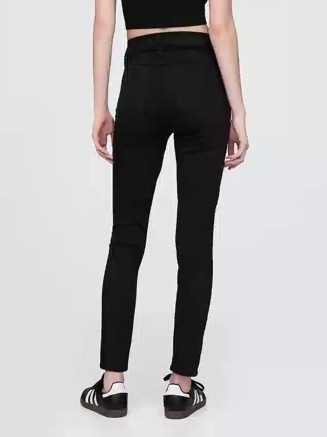 High Rise True Skinny-Jeans