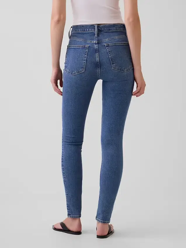 High Rise True Skinny-Jeans