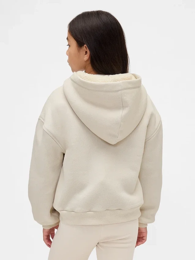 Huvtröja för barn med sherpa-foder och grafiskt logo-tryck