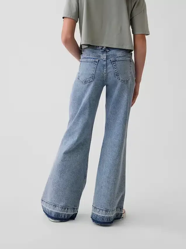 Jeans för barn med låg midja och avslappnad utsvängd passform