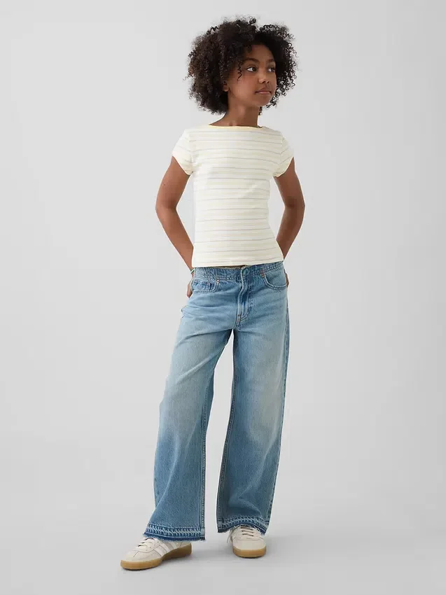 Jeans för barn med låg midja och vid ben
