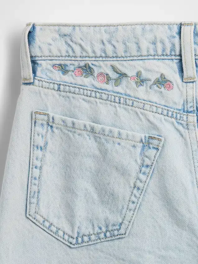 Jeans för barn med låg midja och vid ben