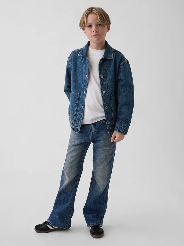 Jeans i avslappnad bootcut-modell för barn