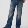 Jeans i avslappnad bootcut-modell för barn