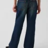 Jeans i avslappnad bootcut-modell för barn