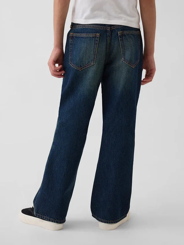 Jeans i avslappnad bootcut-modell för barn