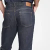 Jeans med atletisk, avsmalnande passform
