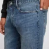 Jeans med atletisk, avsmalnande passform
