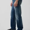 Jeans med avslappnad rak passform