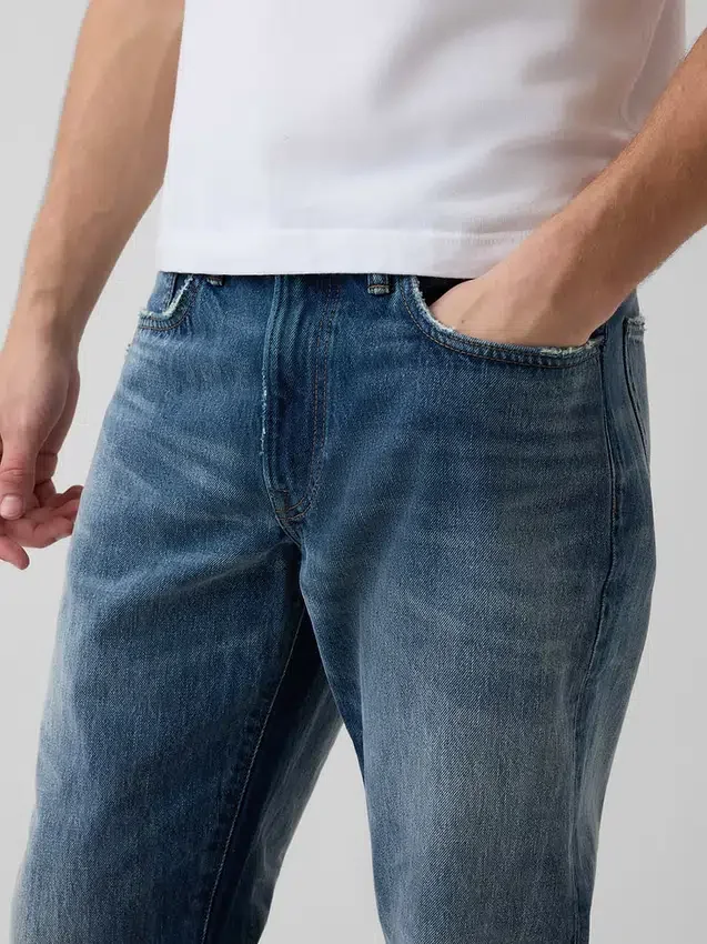 Jeans med avslappnad rak passform