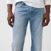 Jeans med avslappnad rak passform