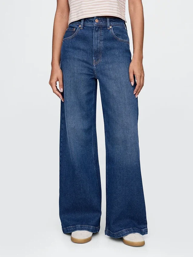 Jeans med extra hög midja och vida ben