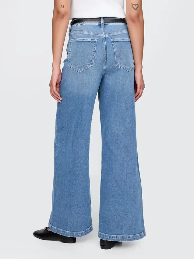 Jeans med extra hög midja och vida ben