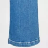 Jeans med extra hög midja och vida ben