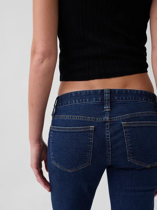 Jeans med extra låg midja, långa och smala