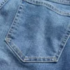 Jeans med hög midja och avslappnad utsvängd passform