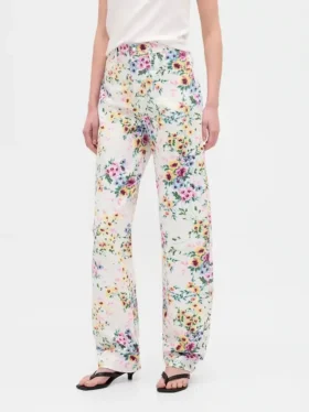 Jeans med hög midja och blommönster