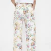 Jeans med hög midja och blommönster
