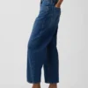 Jeans med hög midja och kort benlängd