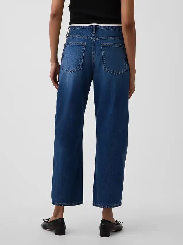 Jeans med hög midja och kort benlängd