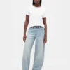 Jeans med hög midja och rak passform