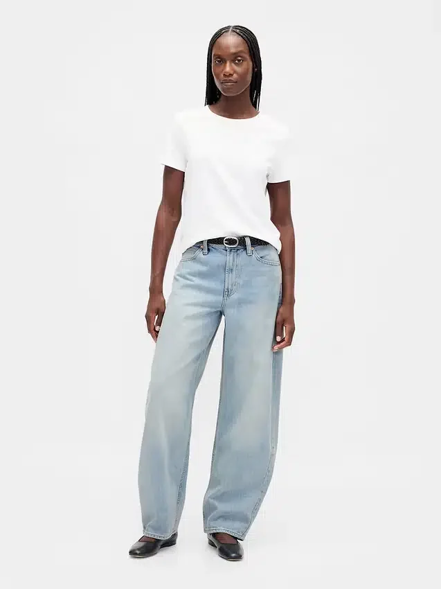 Jeans med hög midja och rak passform