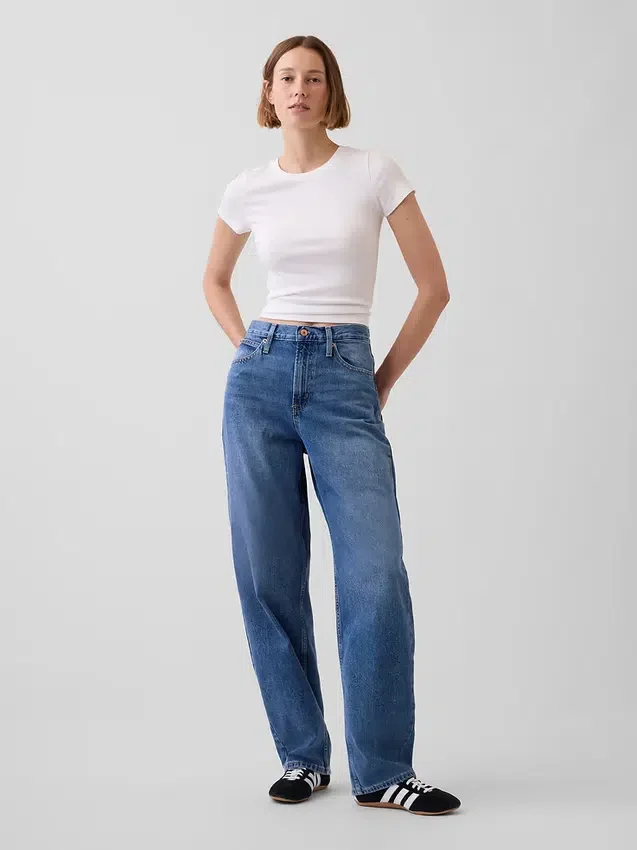 Jeans med hög midja och rak passform