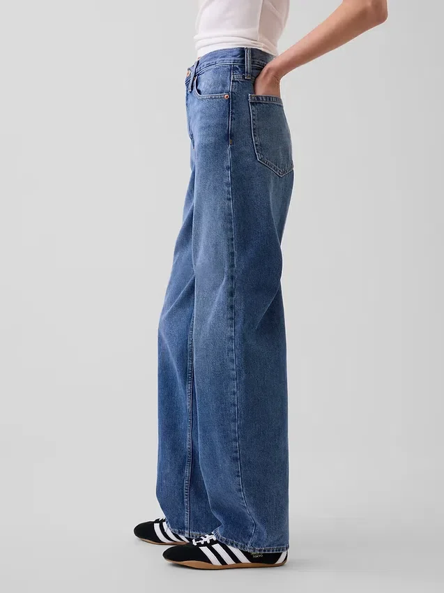 Jeans med hög midja och rak passform