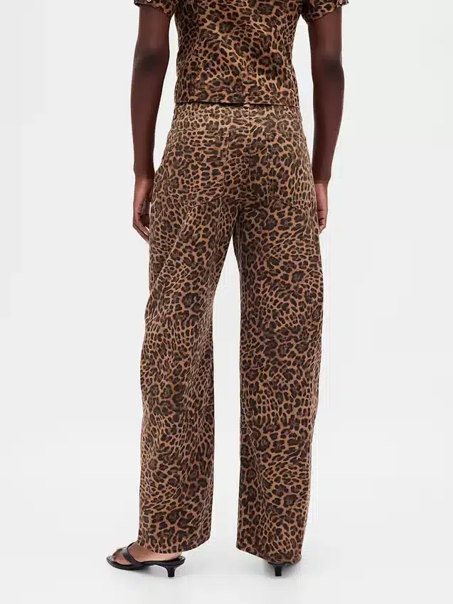 Jeans med hög midja och rak passform