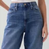 Jeans med hög midja och rak passform
