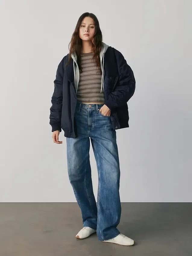 Jeans med hög midja och rak passform