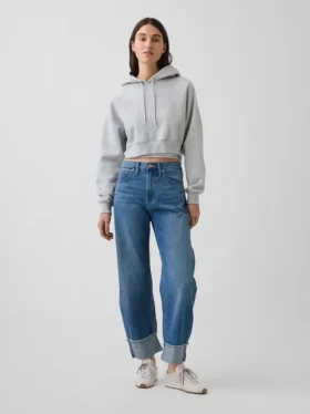 Jeans med hög midja och uppvikt benslut