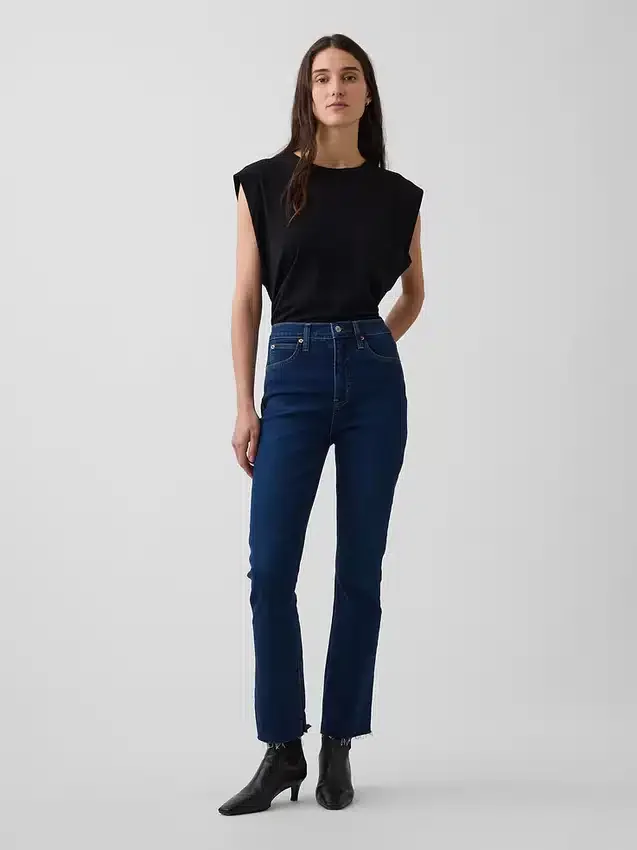 Jeans med hög midja och utsvängda ben
